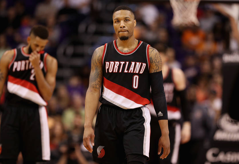 НБА: кроссовер за спиной от Лилларда возглавил ТОП-25 финтов недели НБА: кроссовер за спиной от Лилларда возглавил ТОП-25 финтов недели