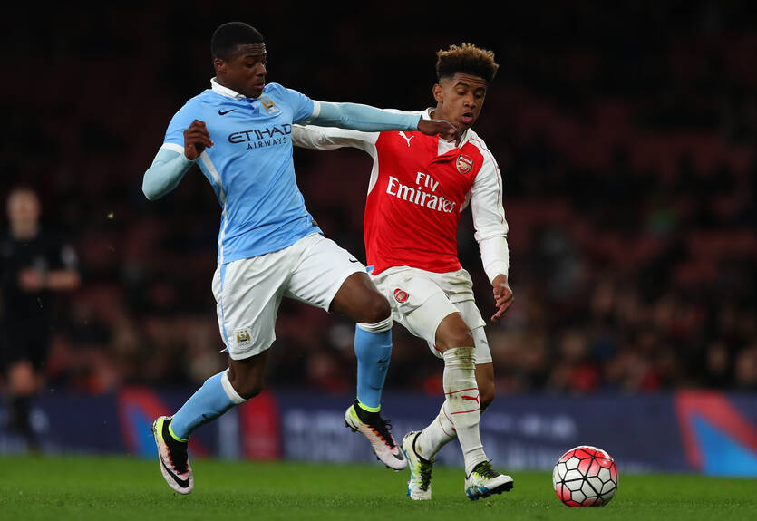 Арсенал – Манчестер Сити: прогноз и ставки букмекеров Арсенал – Манчестер Сити: прогноз и ставки букмекеров