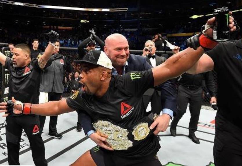 Кормье - Джонсон: видео боя на UFC 210