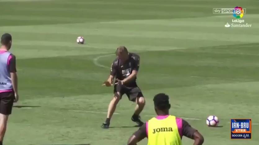 кадр из видео