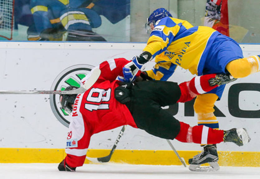 Хоккей: Украина проиграла Казахстану и досрочно вылетела в низший дивизион Хоккей: Украина проиграла Казахстану и досрочно вылетела в низший дивизион