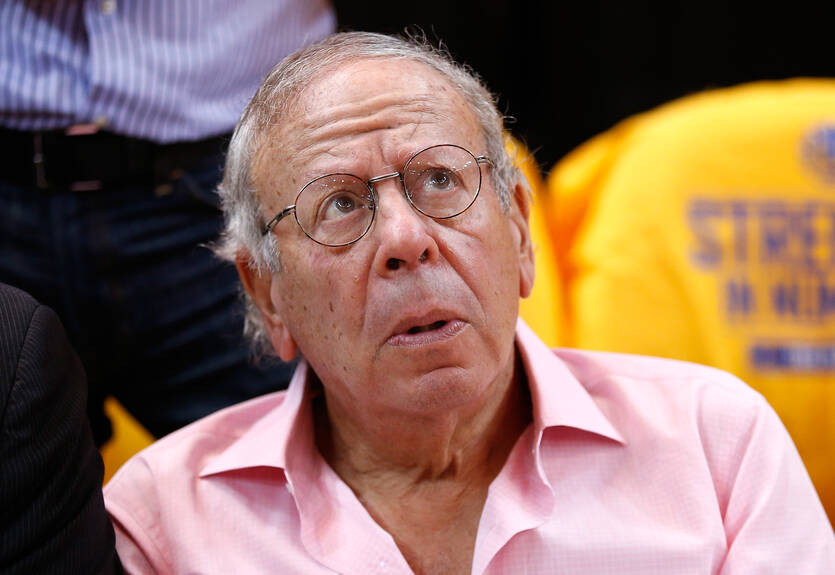 Владелец Рокетс оштрафован на 100 тысяч долларов за претензии к судье