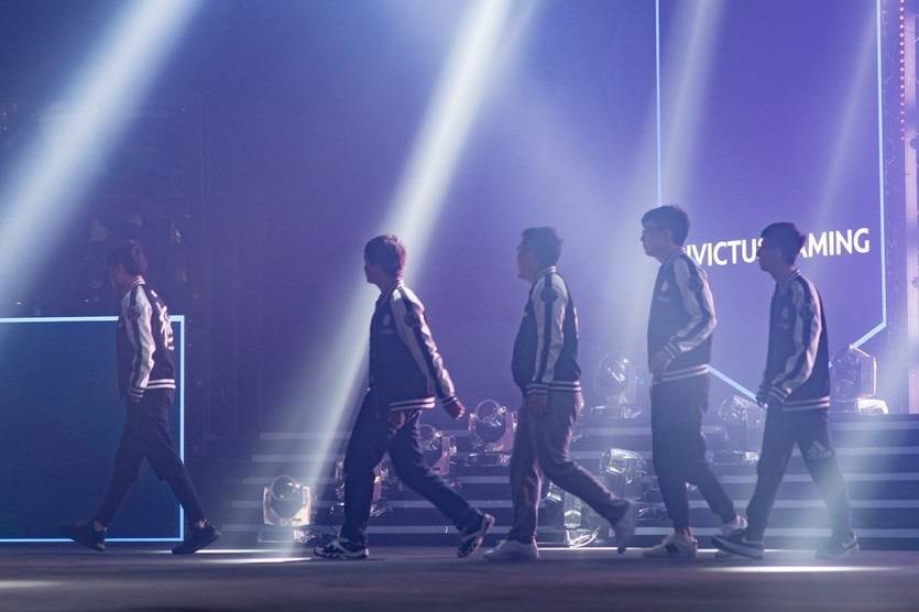 twitter.com/DOTABUFF