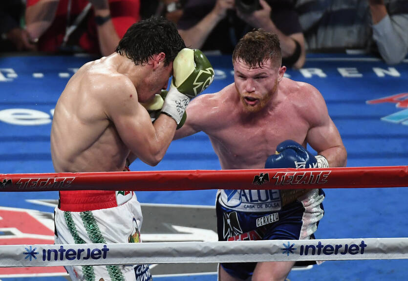 Альварес победил Чавеса, не отдав ему ни одного раунда