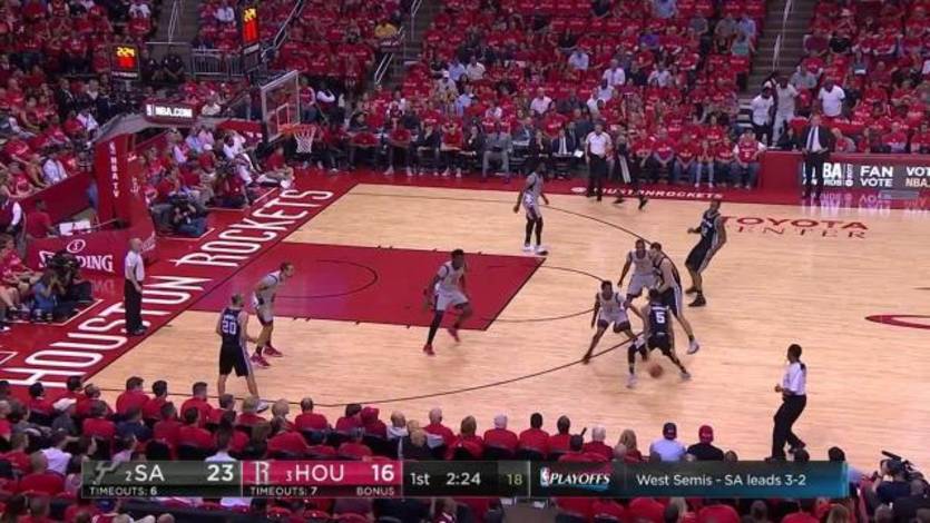 кадр из видео