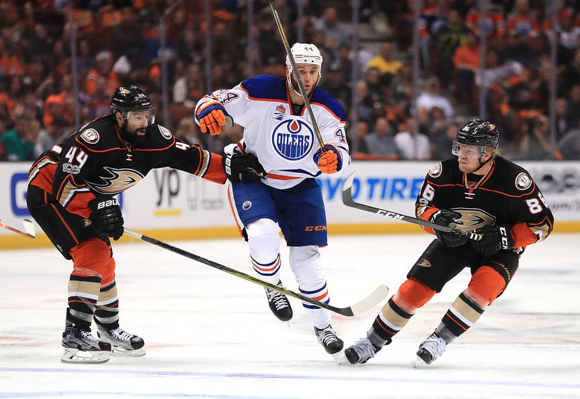 Исторический камбэк Анахайма в подборке лучших моментов недели НХЛ Исторический камбэк Анахайма в подборке лучших моментов недели НХЛ