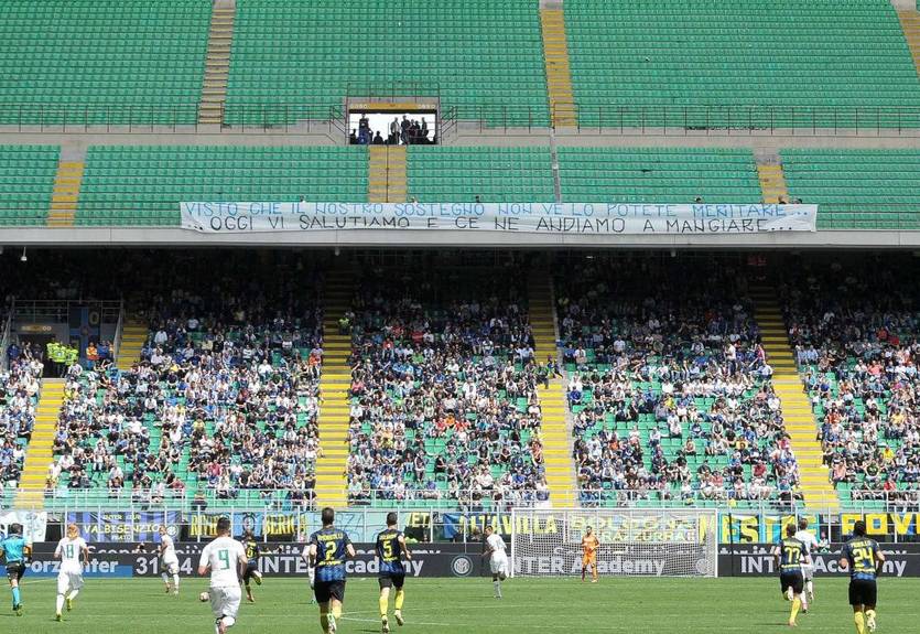 Ушли на обед: фанаты Интера покинули трибуны во время матча с Сассуоло