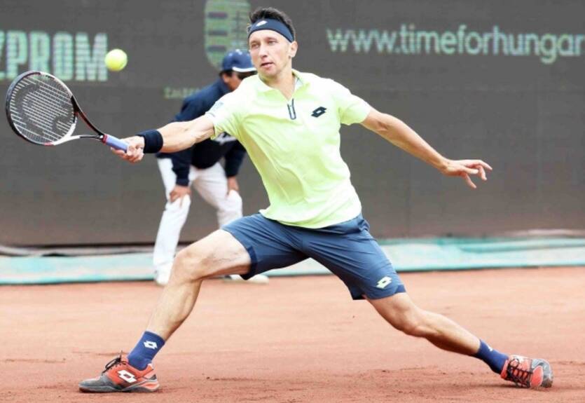 Стаховский пробился во второй круг на турнире в Самарканде