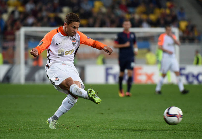 Видео незабитого пенальти Марлоса, который мог сделать финал Кубка веселее Видео незабитого пенальти Марлоса, который мог сделать финал Кубка веселее