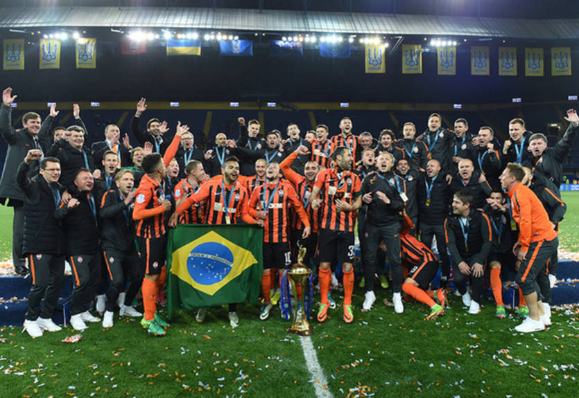 Марлос принес Шахтеру победу над Динамо в финале Кубка Украины Марлос принес Шахтеру победу над Динамо в финале Кубка Украины