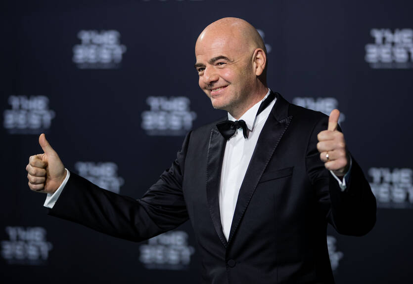 Президент ФИФА поздравил Шахтер