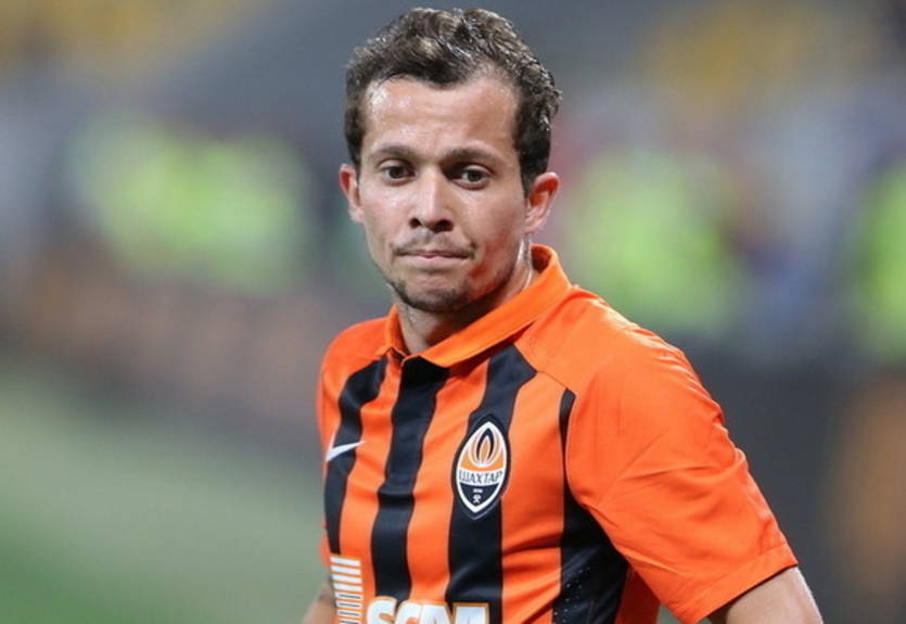 Бернард: Судейство крайне усложнило задачу в матче с Динамо Бернард: Судейство крайне усложнило задачу в матче с Динамо