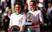 Ролан Гаррос (WTA): Остапенко сенсационно выиграла титул