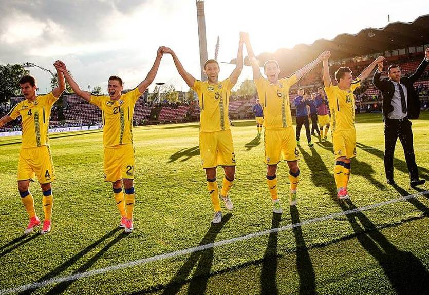 Победа Украины и Пингвины с кубком: новости, которые вы могли пропустить на выходных Победа Украины и Пингвины с кубком: новости, которые вы могли пропустить на выходных