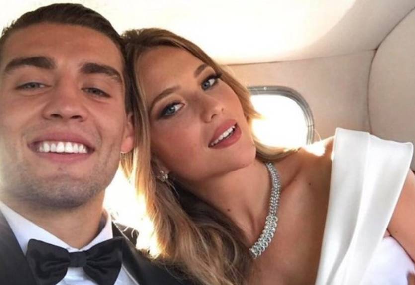 Жена хавбека Реала поразила Сеть своими футбольными скиллами