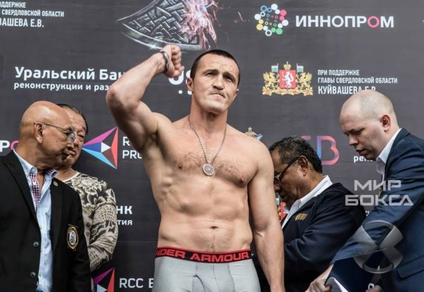 Лебедев защитил титул суперчемпиона мира по версии WBA
