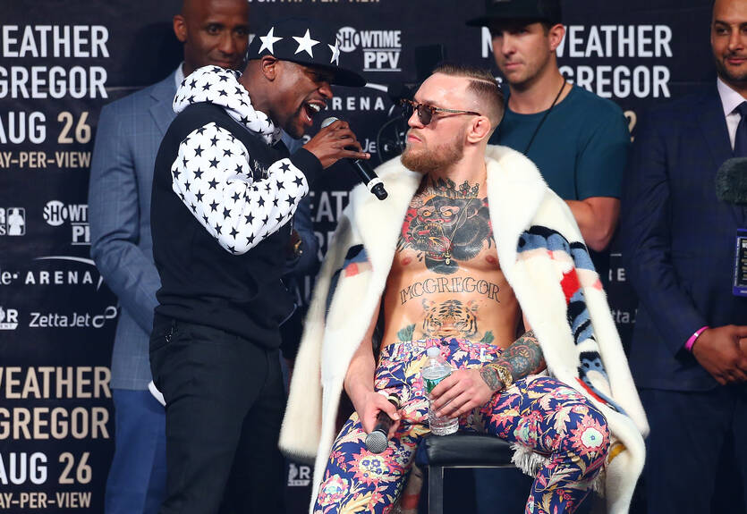 Мейвезер – Макгрегор: видео обзор пресс-конференции в Нью-Йорке Мейвезер – Макгрегор: видео обзор пресс-конференции в Нью-Йорке