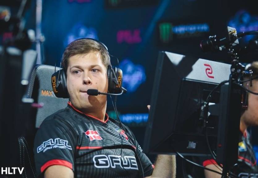 FaZe Clan сенсационно проиграли FlipSid3 и вылетели из PGL Major Krakow FaZe Clan сенсационно проиграли FlipSid3 и вылетели из PGL Major Krakow