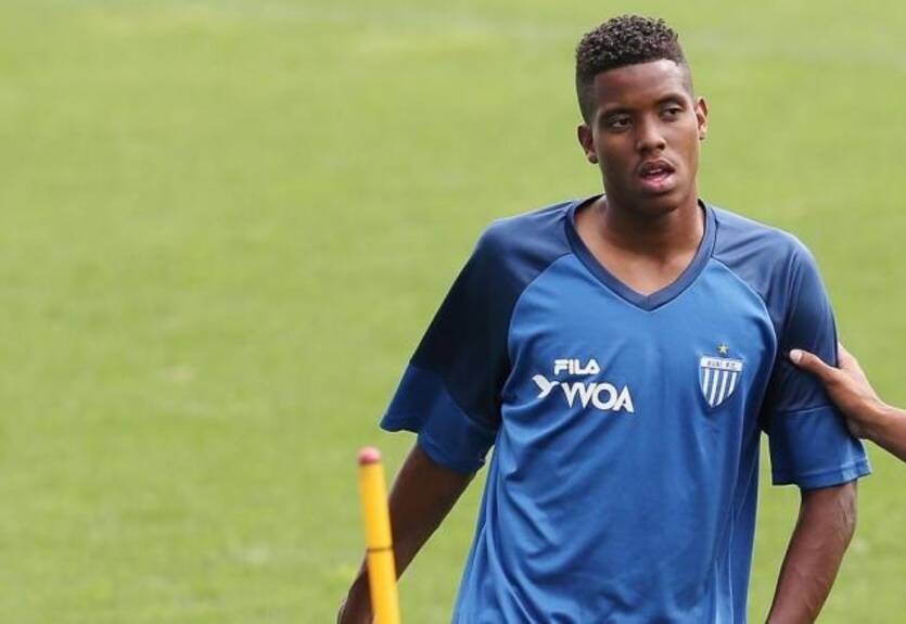 Заря подписала бразильского форварда Заря подписала бразильского форварда