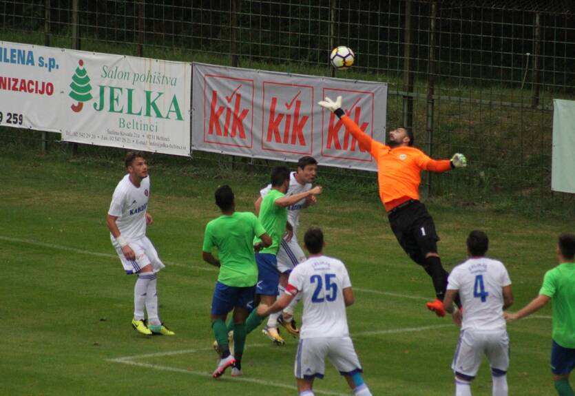 Селезнев забил победный гол в матче за Карабюкспор