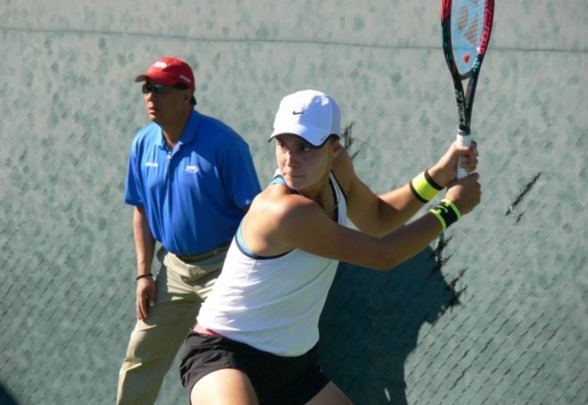 Калинина и Ястремская пробились в четвертьфинал в Праге