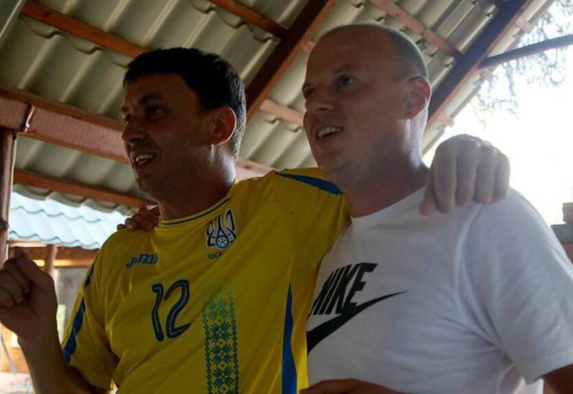 Вацко и Цыганык прошли посвящение в сборной Украины среди ветеранов, спев Червону руту