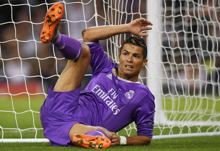 Роналду едва не выпал из автобуса перед матчем с Манчестер Юнайтед