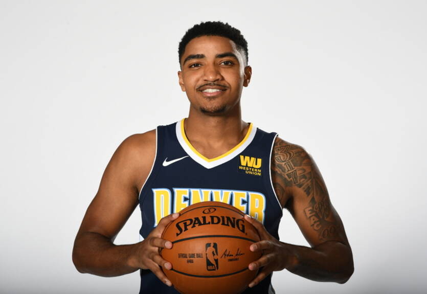 Денвер представил новую форму Денвер представил новую форму