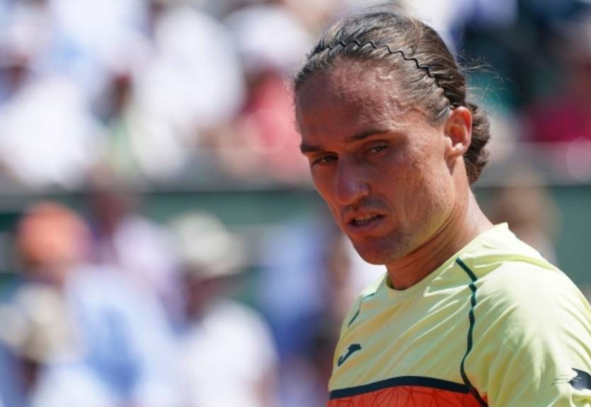 Долгополов в упорном матче уступил Кирьосу