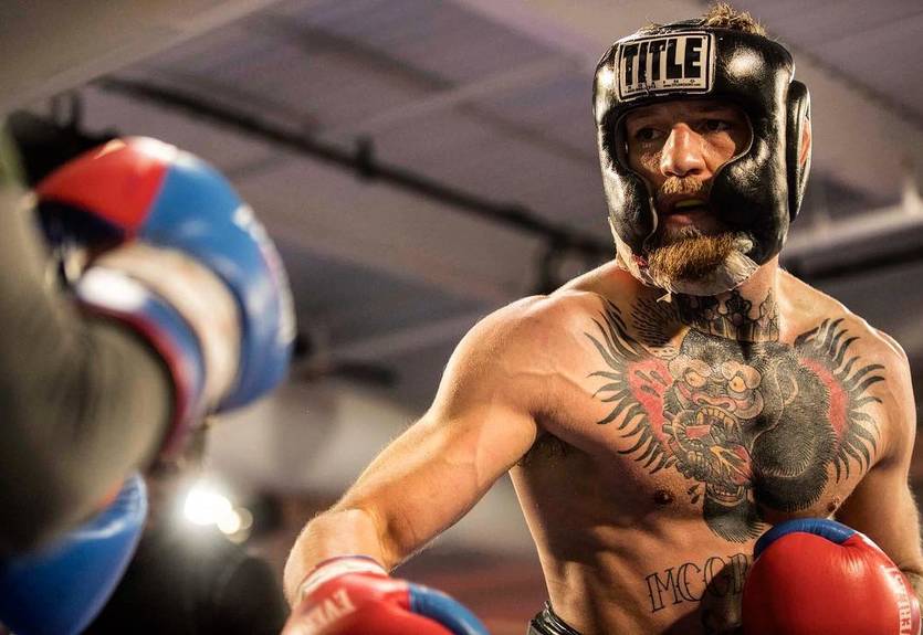 Макгрегор "навалял" своему наставнику на тренировке