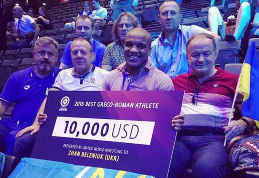Беленюк признан лучшим борцом года в мире Беленюк признан лучшим борцом года в мире