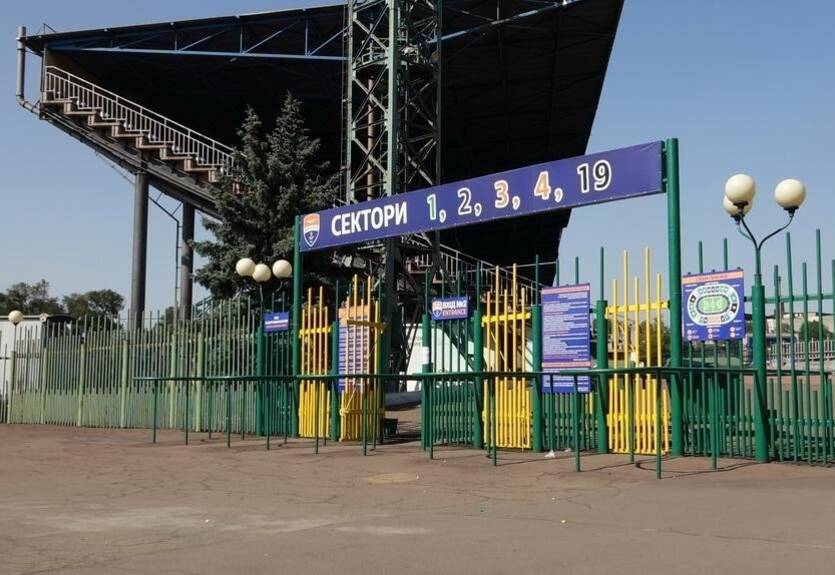 Командир полка АЗОВ пригласил Динамо в Мариуполь Командир полка АЗОВ пригласил Динамо в Мариуполь