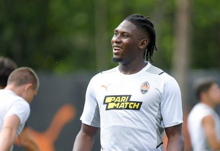 Фенербахче може підписати нападаючого Шахтаря