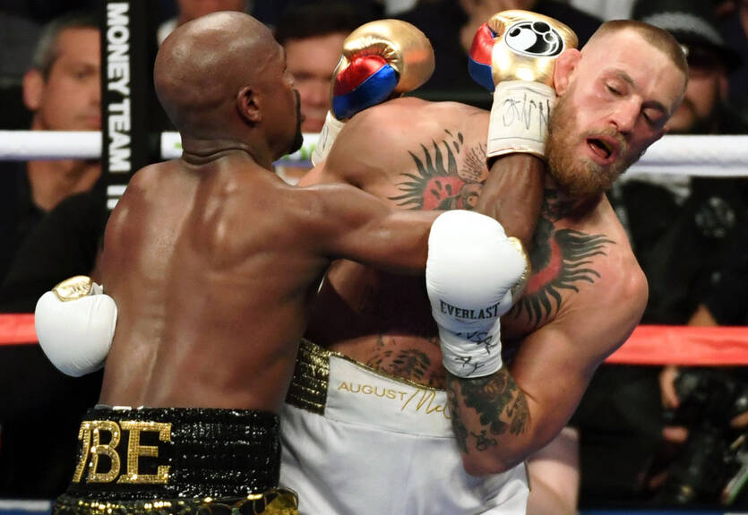 Де ла Хойя: Я бы победил Макгрегора за два раунда