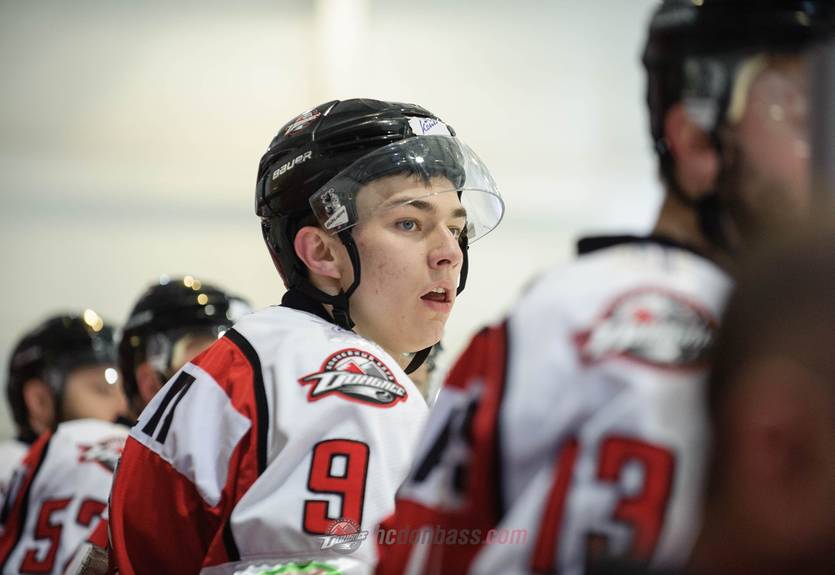 Лялька подписал новый контракт с Донбассом