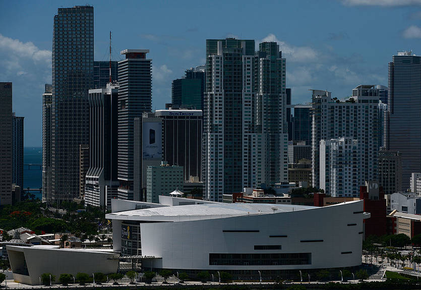 Ураган "Ирма" повредил арену Майами