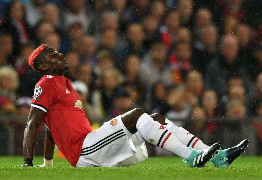 Погба после матча с Базелем покинул стадион на костылях