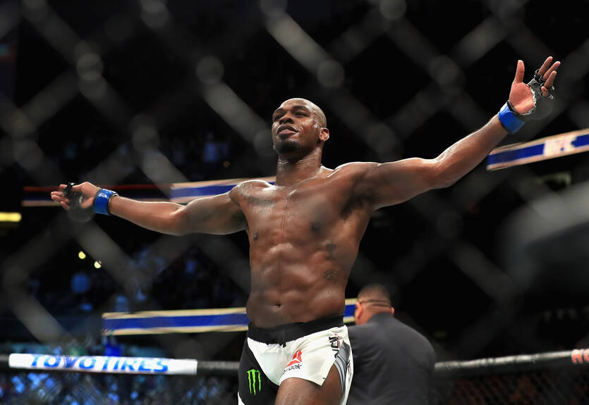 Джонса исключили изо всех официальных рейтингов UFC