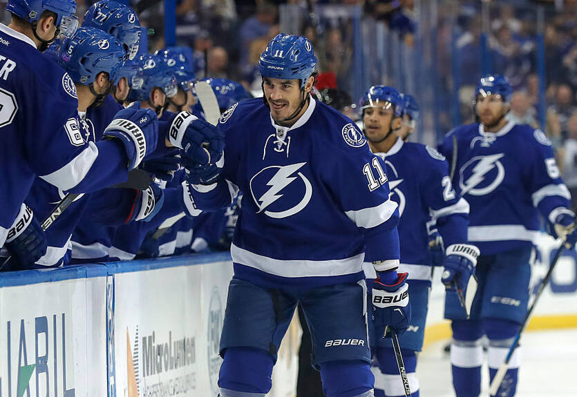 Хоккеист Нью-Джерси продолжит играть, несмотря на рак костного мозга