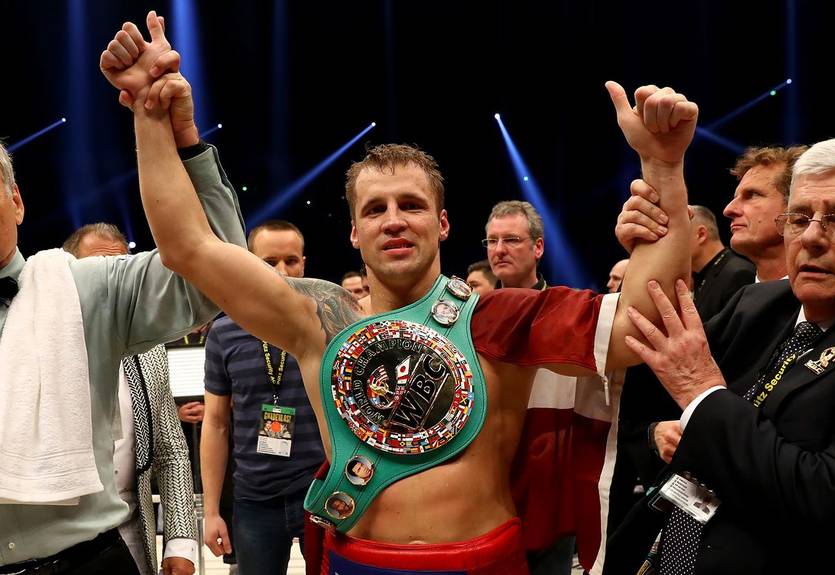 Латвийский полицейский: что известно о будущем сопернике Александра Усика