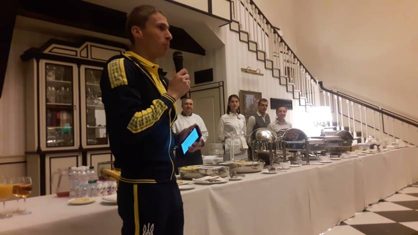 кадр из видео