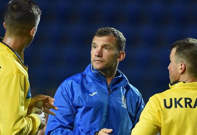 Мастер-класс от тренера: Шевченко сразился в мастерстве с Бесединым Мастер-класс от тренера: Шевченко сразился в мастерстве с Бесединым