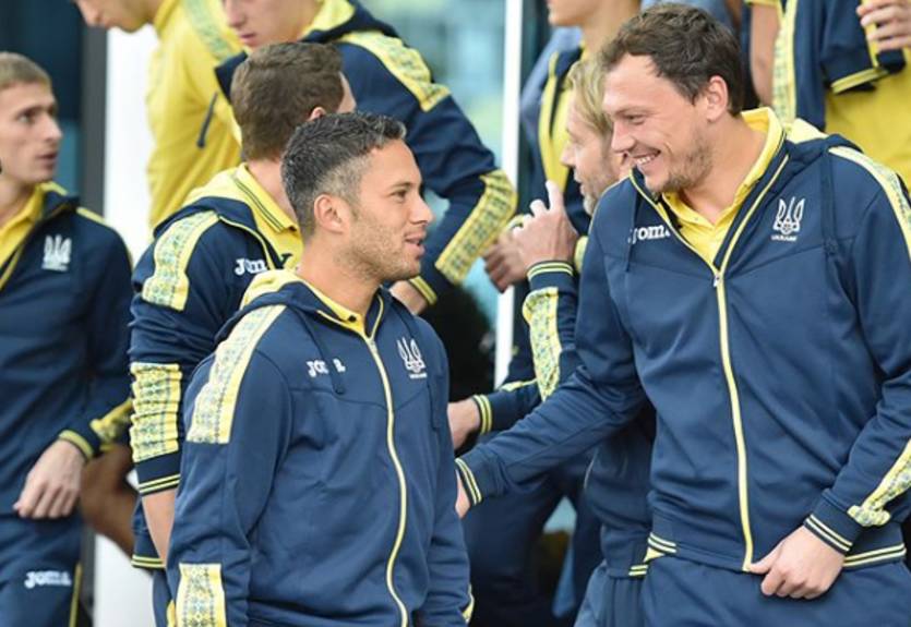 Пятов: Марлос не просто так надел футболку нашей сборной