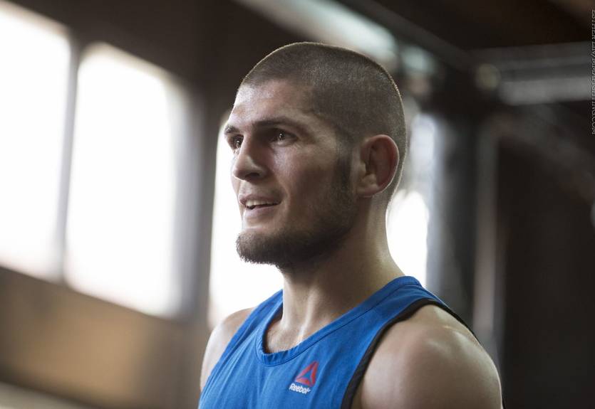 Нурмагомедов хочет купить футбольный клуб