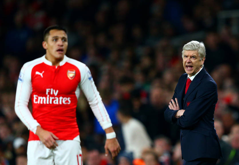 Санчес не захотел пожать руку Венгеру на тренировке Арсенала