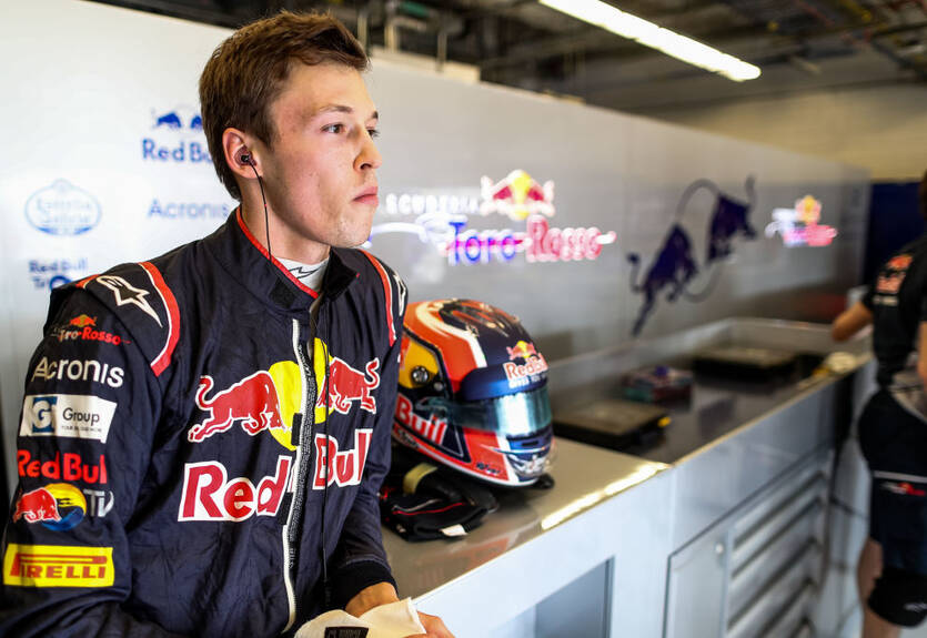 В Торо Россо объяснили причины расставания с Квятом В Торо Россо объяснили причины расставания с Квятом