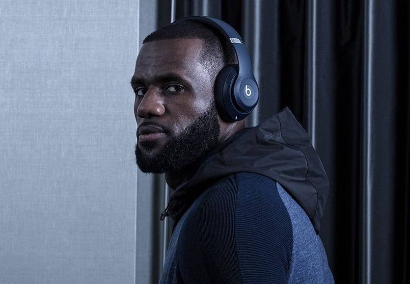 instagram.com/kingjames