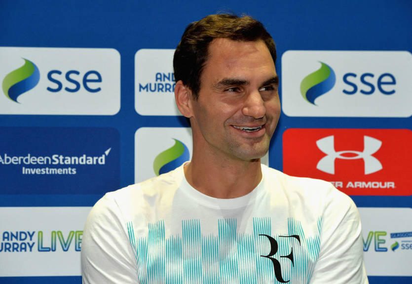 Федерер сыграл один гейм в килте в выставочном матче