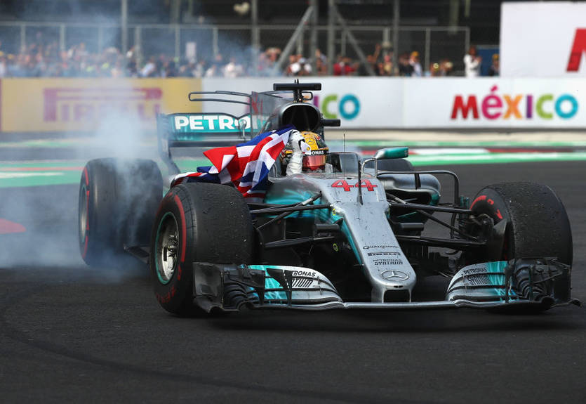 Мерседес протестирует новинки в оставшихся гонках чемпионата