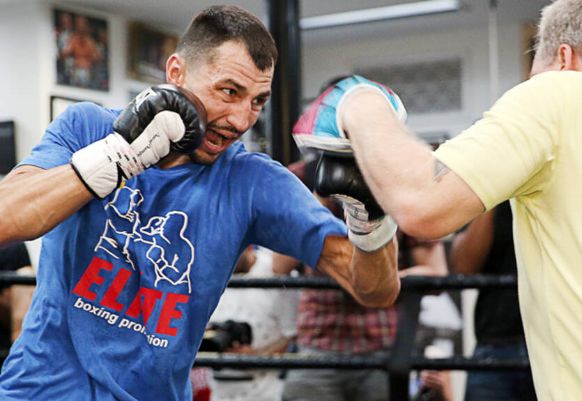 Постол сразится за титул временного чемпиона WBC